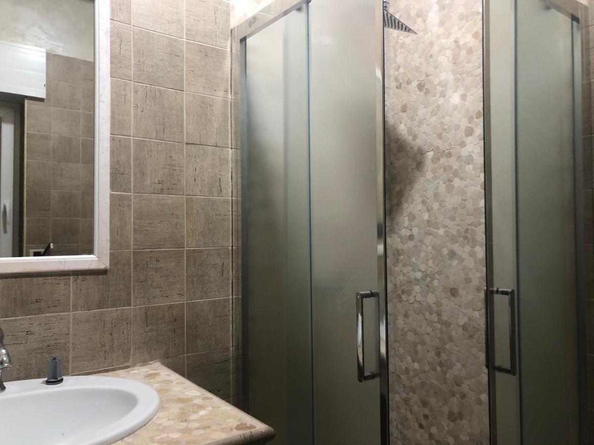 モンテ・サンタンジェロ Al Dolmen Bed & Breakfast エクステリア 写真