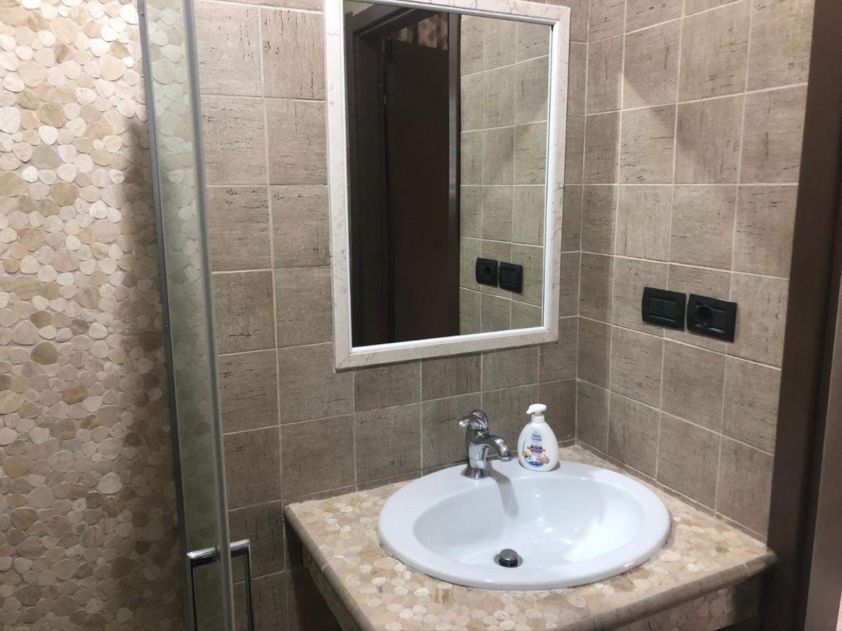 モンテ・サンタンジェロ Al Dolmen Bed & Breakfast エクステリア 写真